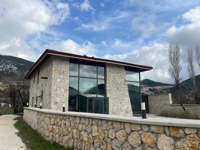 bezirganda satılık inşaatı bitmiş villa - 1